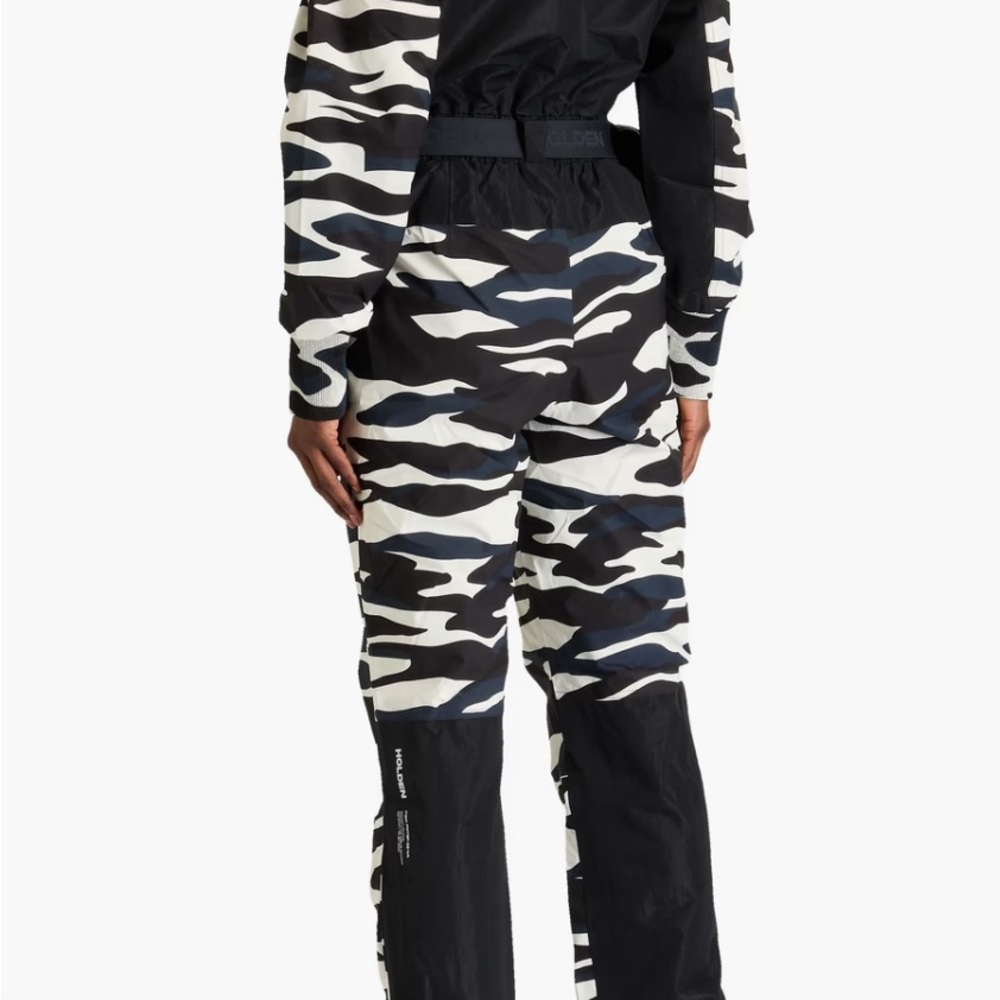 NWT Holden Black and White Zebra Ski Suit + belt bag - Picture 4 of 9